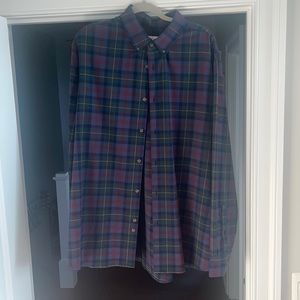 Mizzen and main plaid button down. Amazing condition, no flaws! Smoke-free house